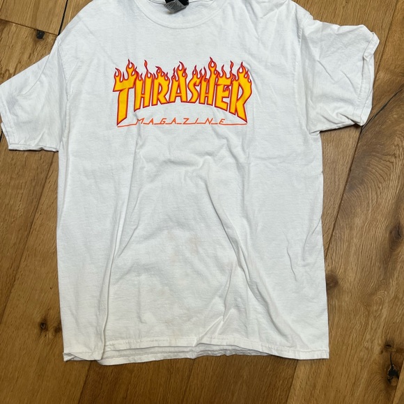 Lot of four mens Tshirts Vans, Salty Crew size medium - Picture 8 of 8